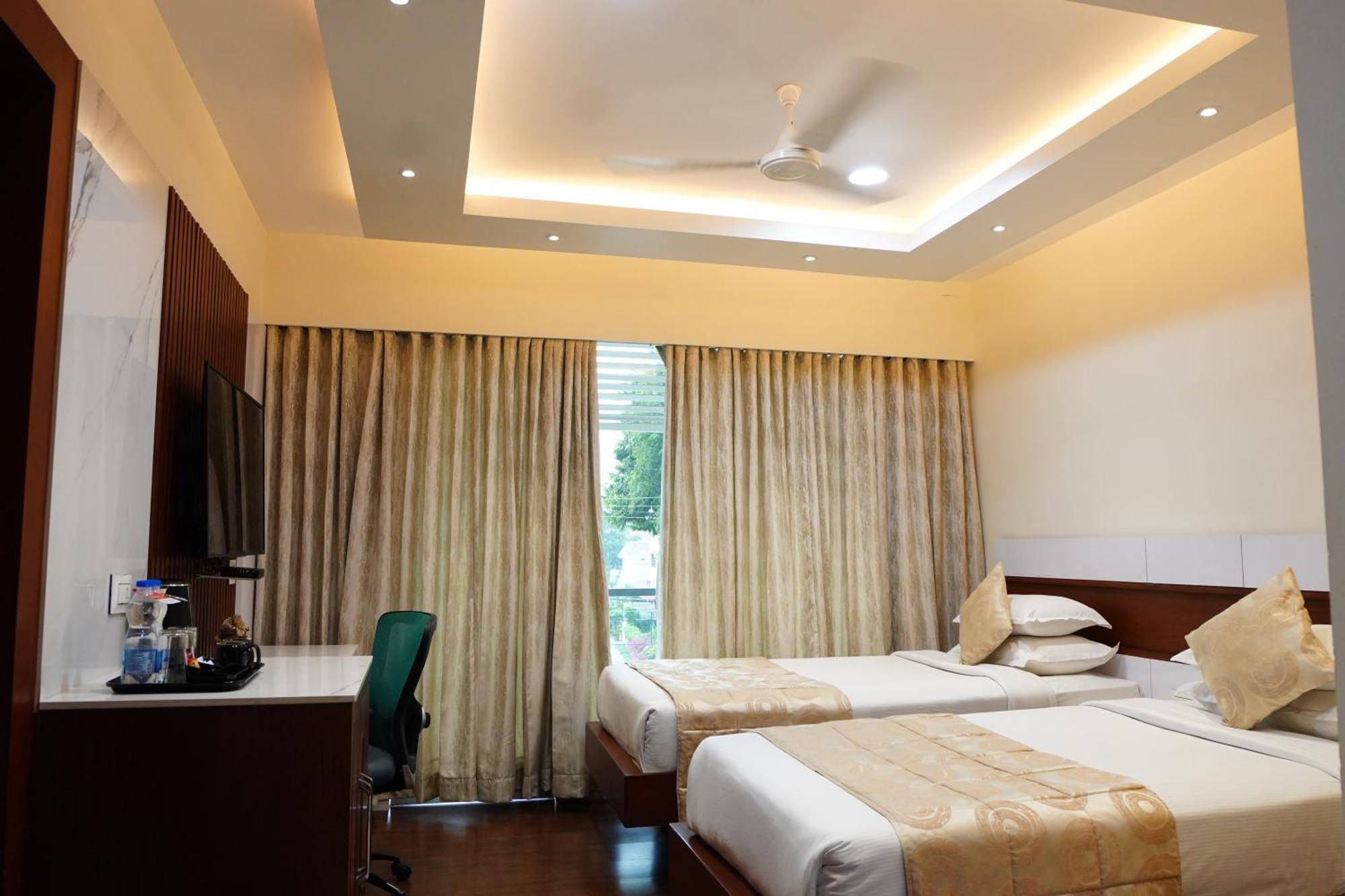 Chola Serviced Apartment Tiruchirappalli Exterior foto