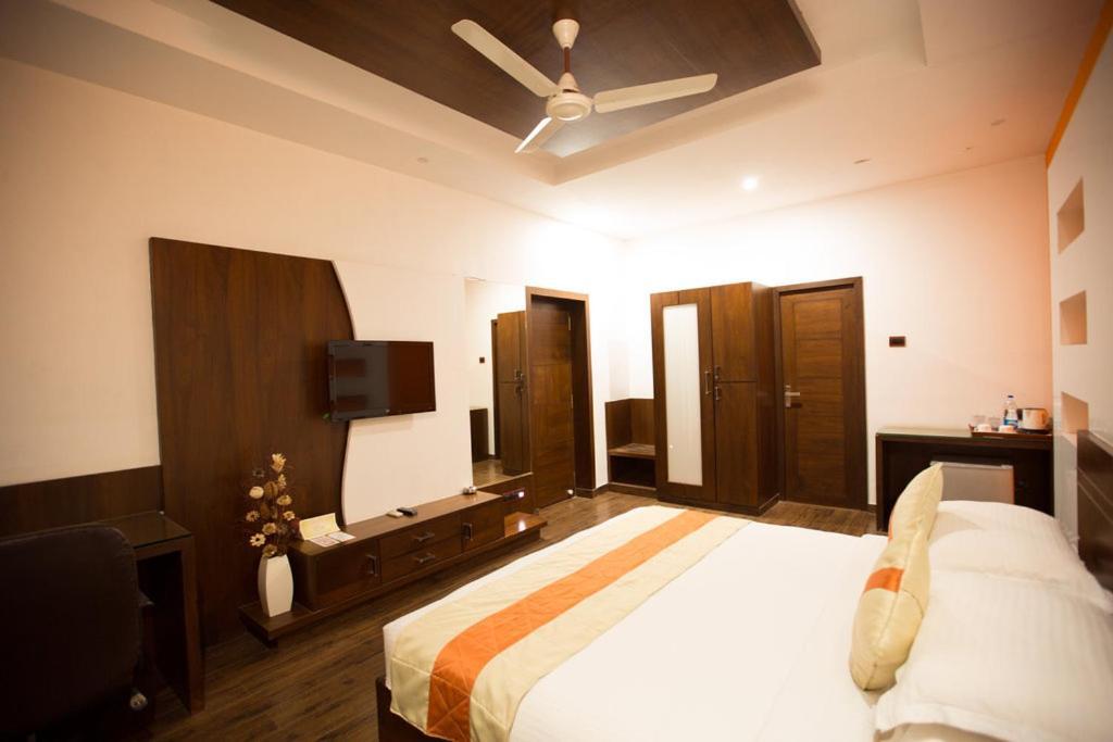 Chola Serviced Apartment Tiruchirappalli Exterior foto