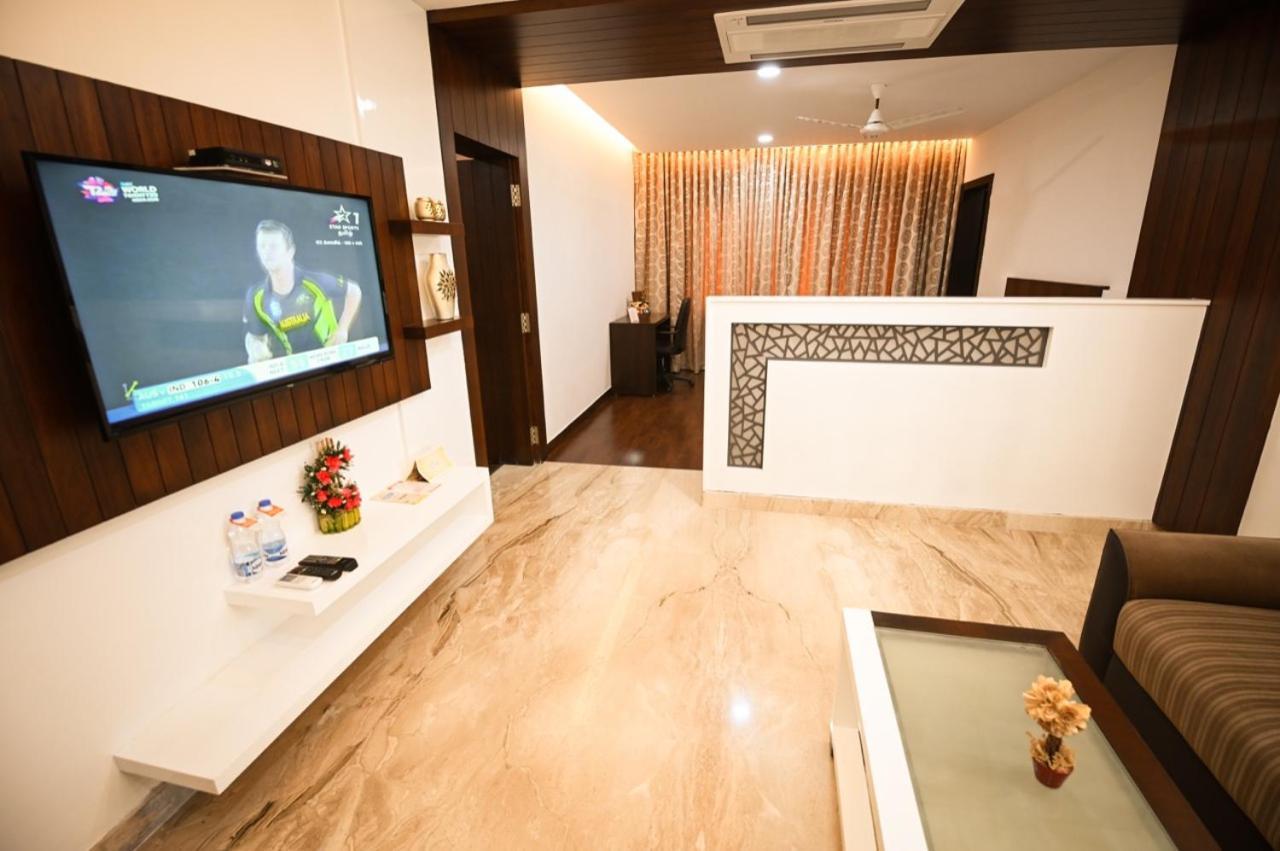 Chola Serviced Apartment Tiruchirappalli Exterior foto